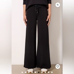 Spanx AirEssentials Wide Leg Pant size L